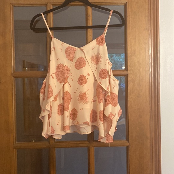 Pretty “Storia” Blouse with Cold Shoulder Detail - Picture 2 of 3